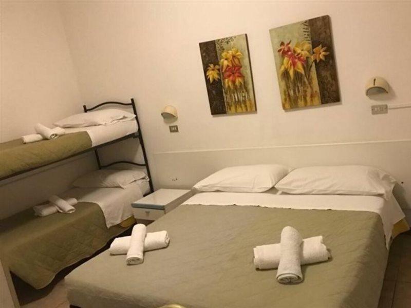Hotel Riviera Римини Экстерьер фото
